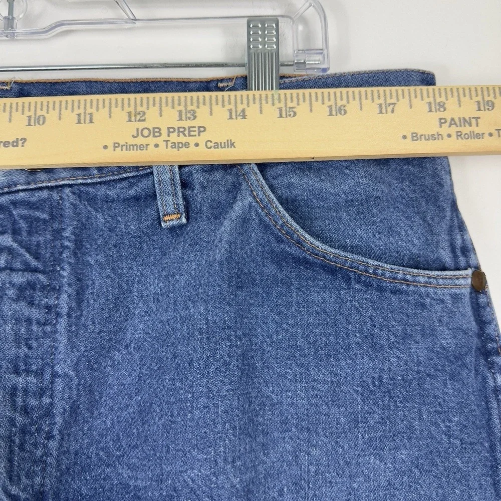 Wrangler 13MWZ Jeans Men 36x30 Denim Cowboy Cut Medium Wash Straight Heavyweight - Picture 6 of 13